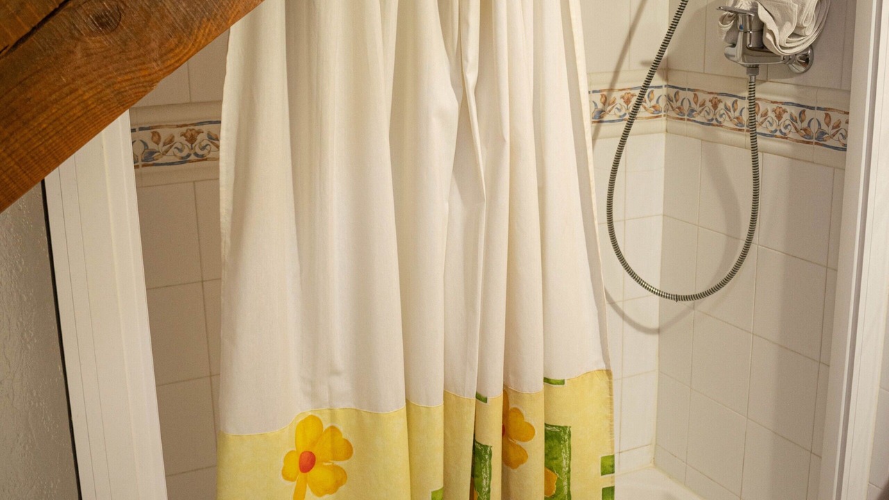 Photo of Bathroom in Uztarroz