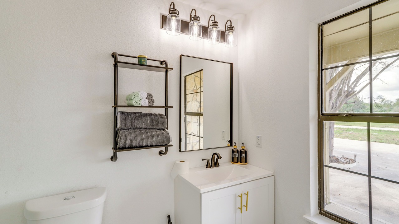Photo of Bathroom in Hempstead