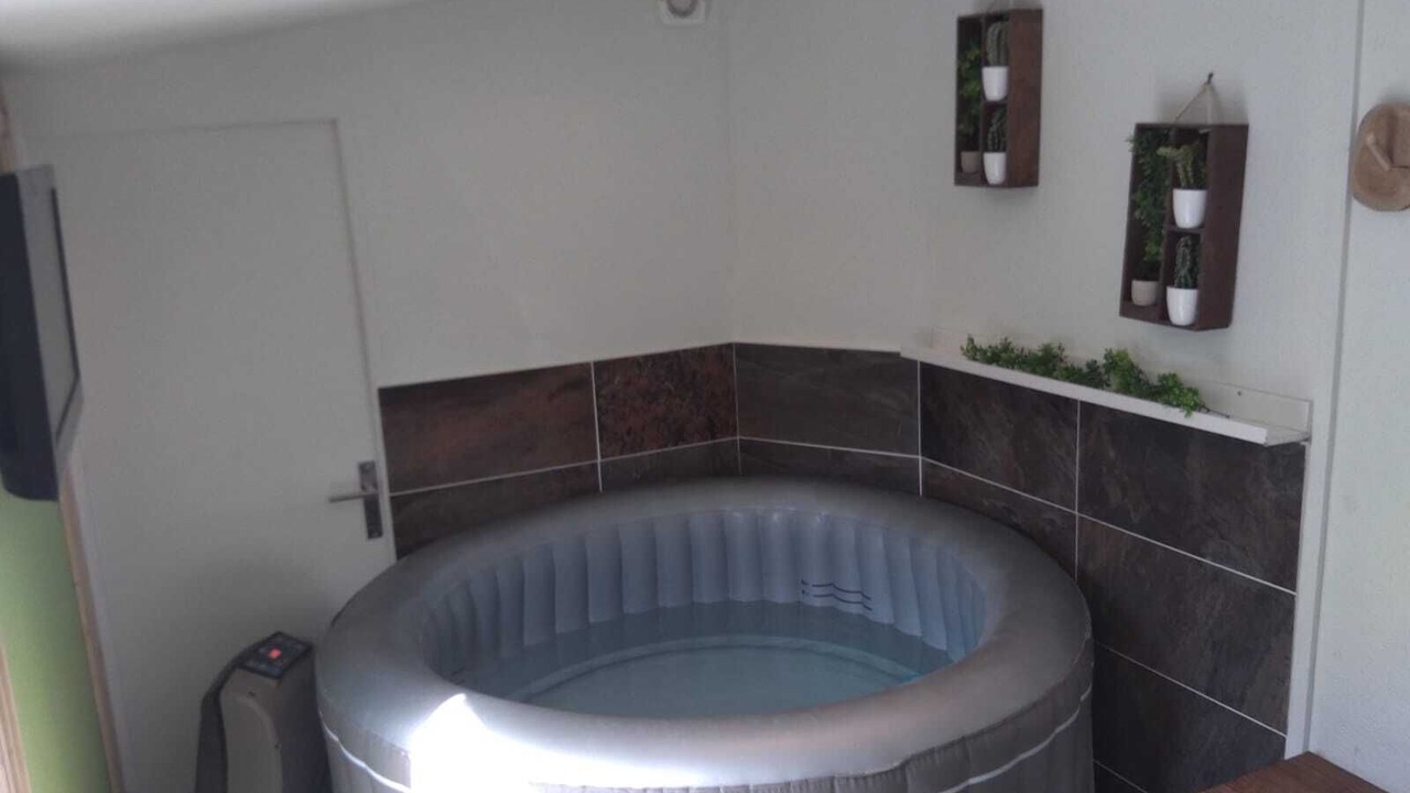 Photo of Others in Lemasson