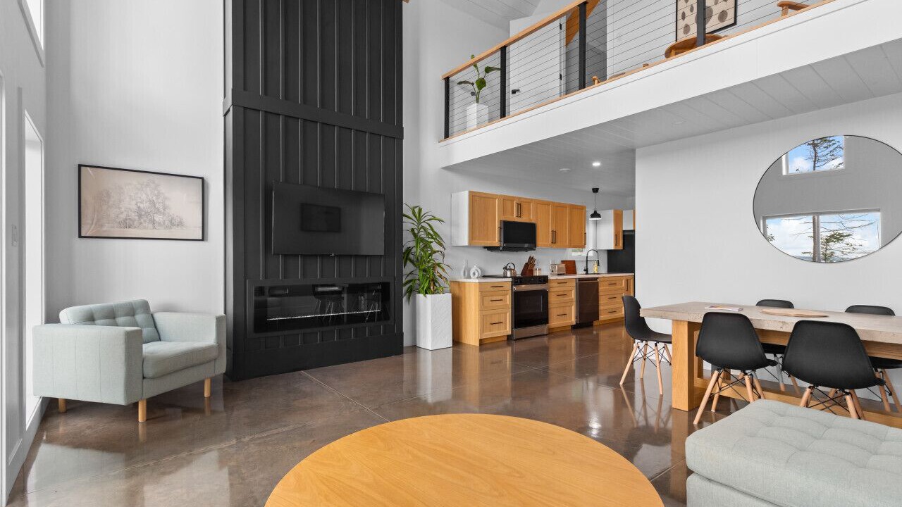 Photo of Livingroom in Lot 61