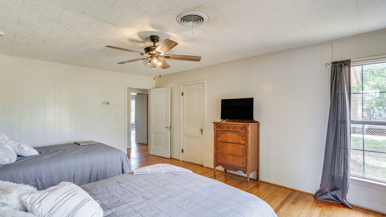 Photo of Bedroom in Crowell