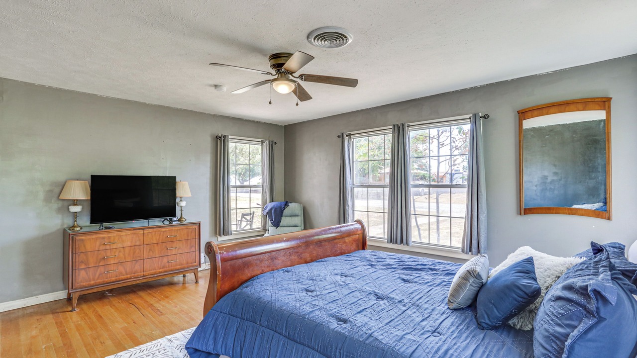 Photo of Bedroom in Crowell