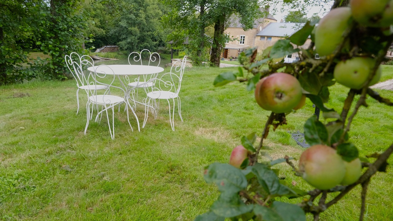 Photo of Outdoor in Warnecourt