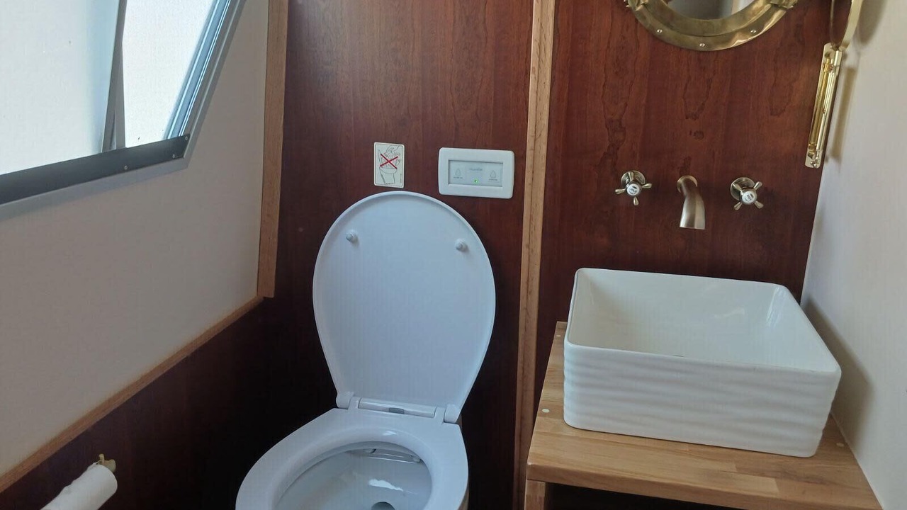 Photo of Bathroom in Les Halles - Valliere