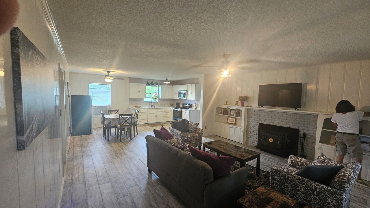 Photo of Livingroom in Canton