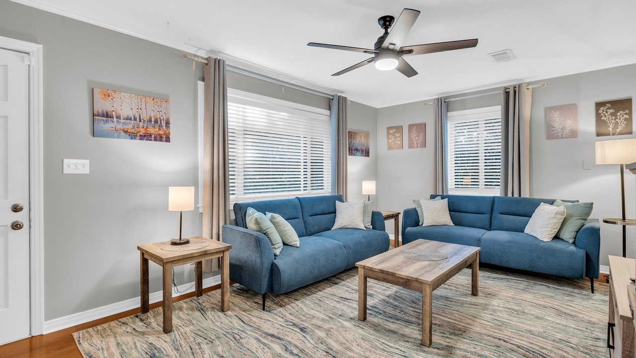 Photo of Livingroom in Starkville