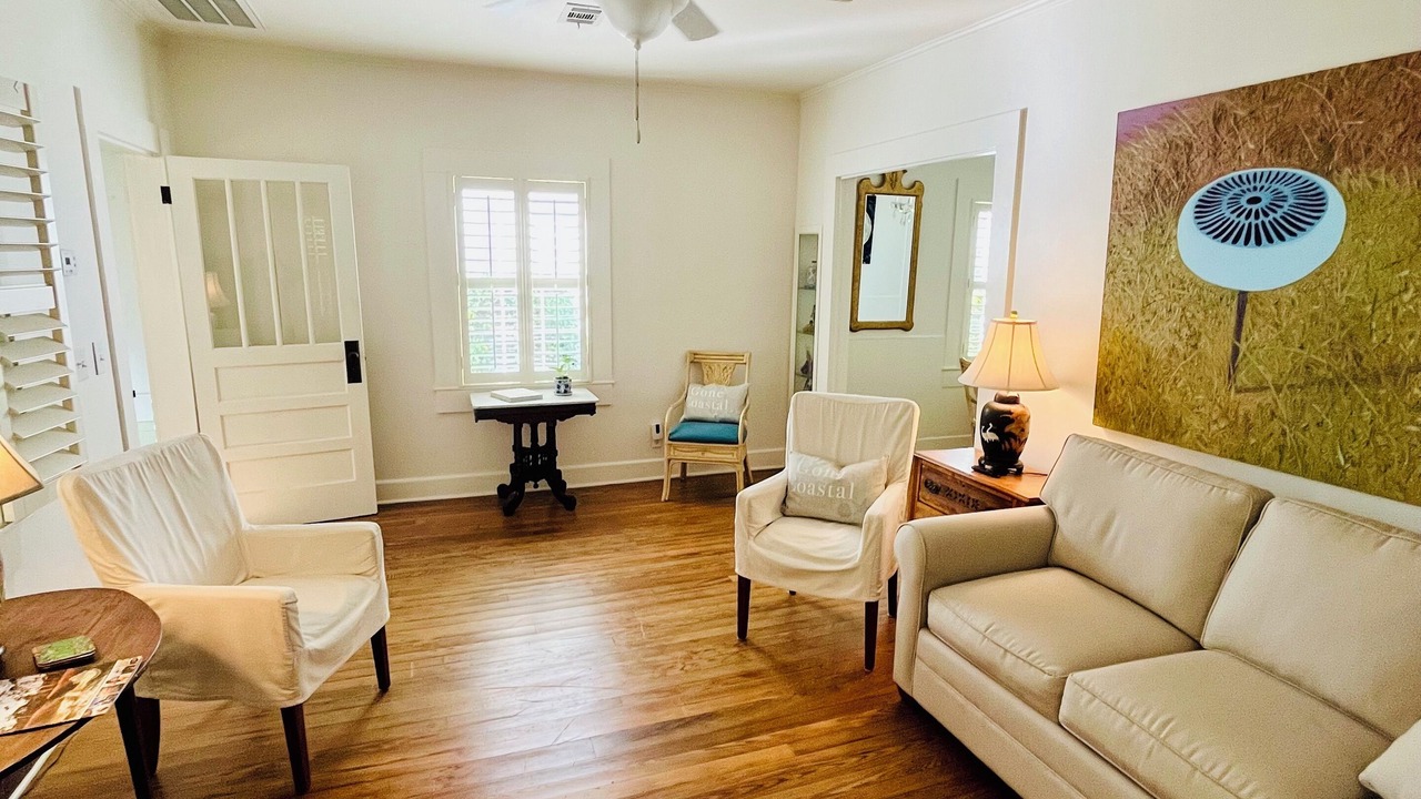 Photo of Livingroom in Historic Downtown Apalachicola