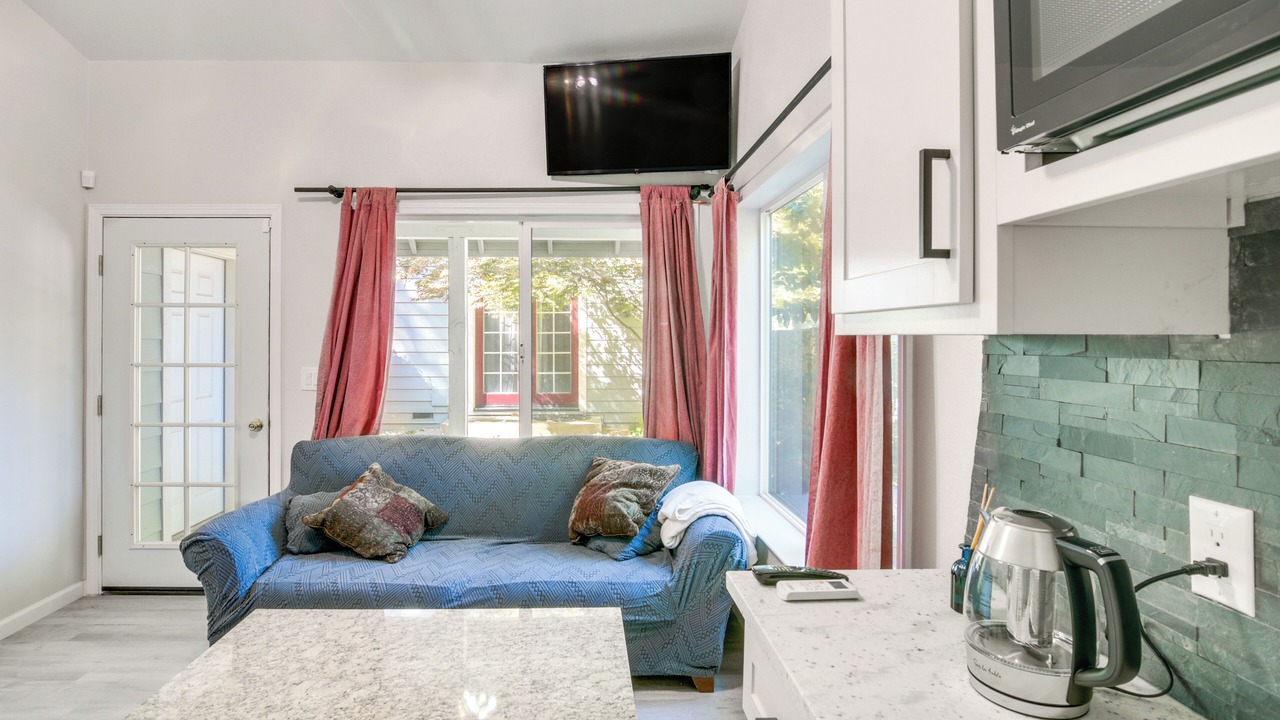 Photo of Livingroom in Chico