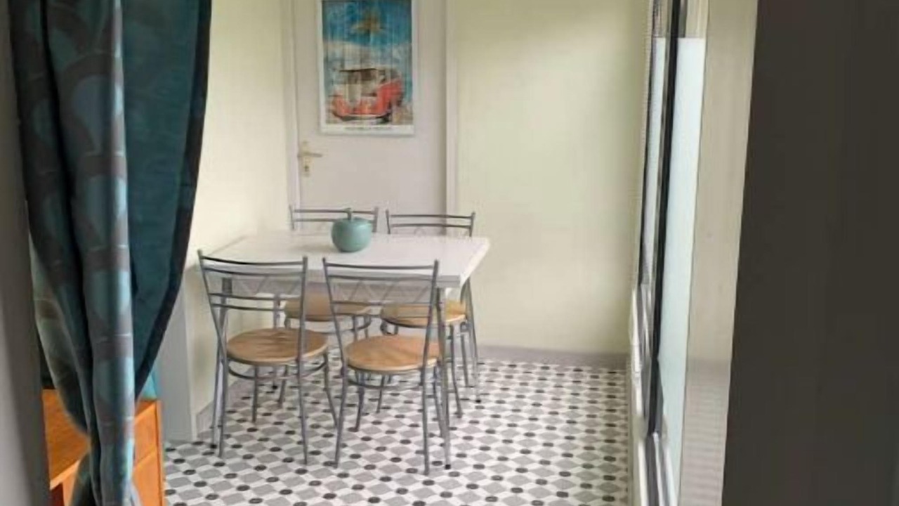 Photo of Others in Gourgeon