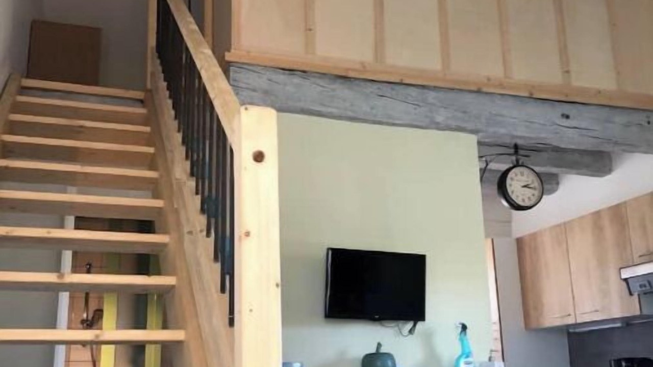 Photo of Others in Gourgeon