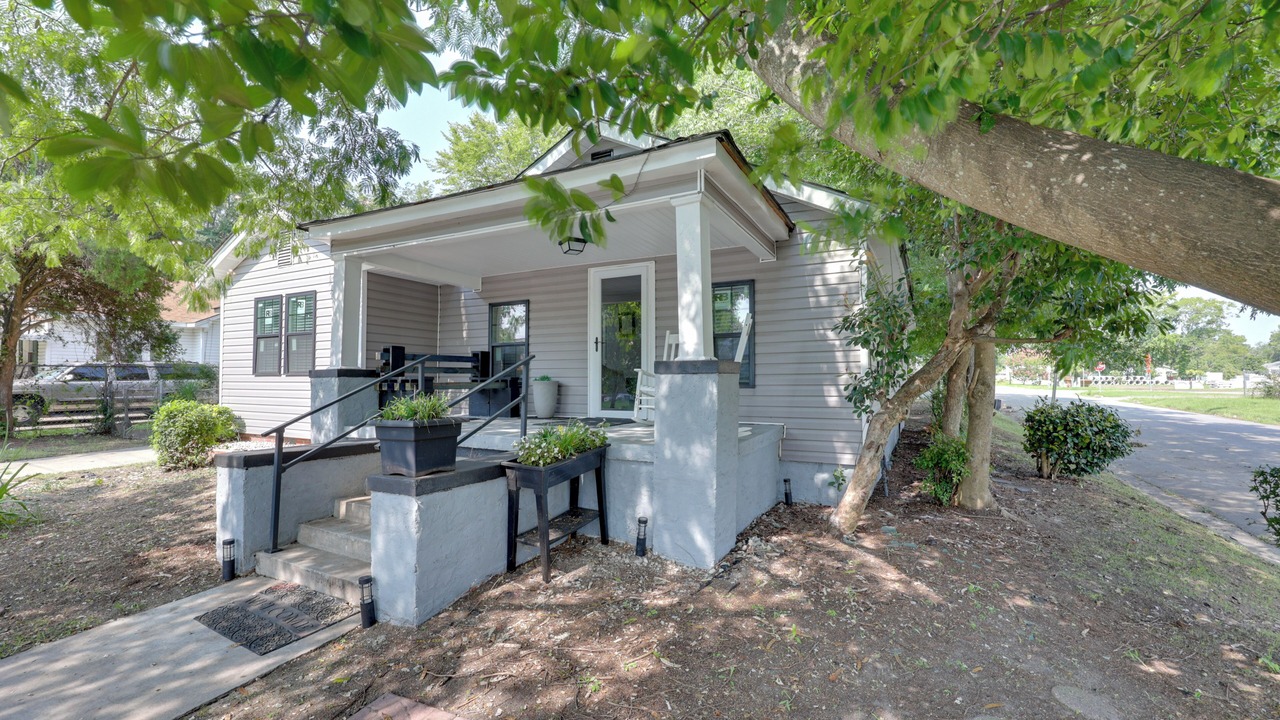 Photo of Outdoor in Greenville