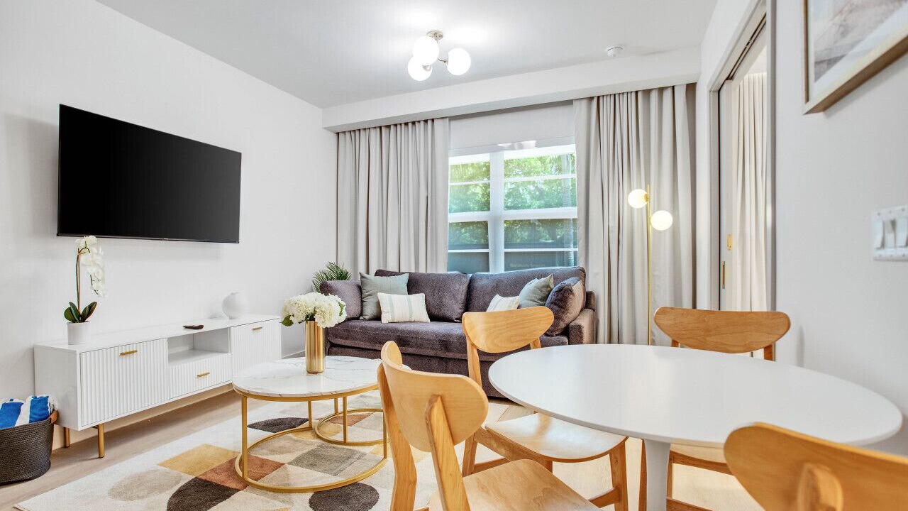 Photo of Livingroom in South Pointe