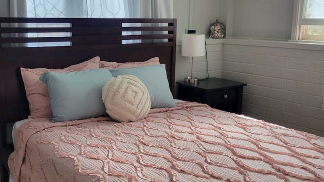 Photo of Bedroom in Halawa