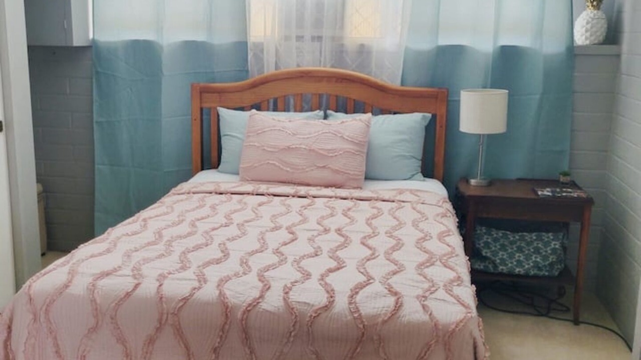 Photo of Bedroom in Halawa