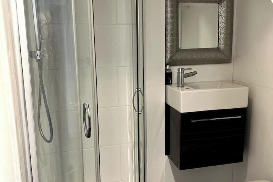 Photo of Bathroom in Charing