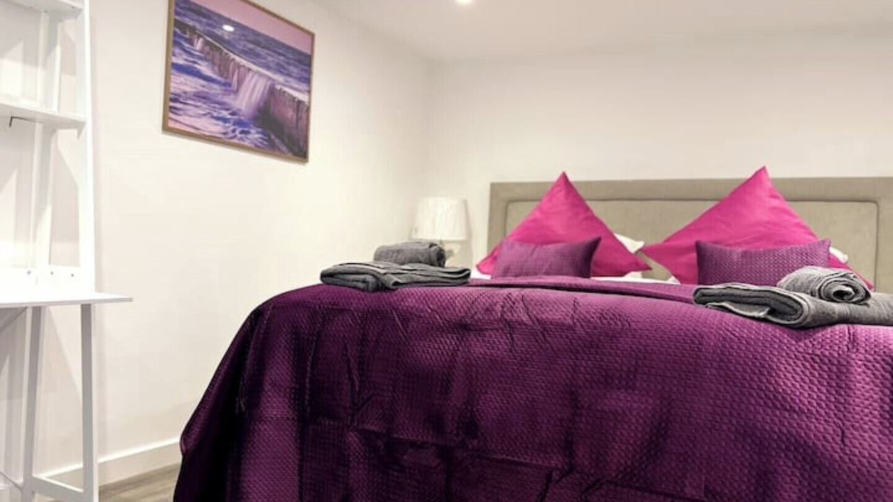 Photo of Bedroom in Charing