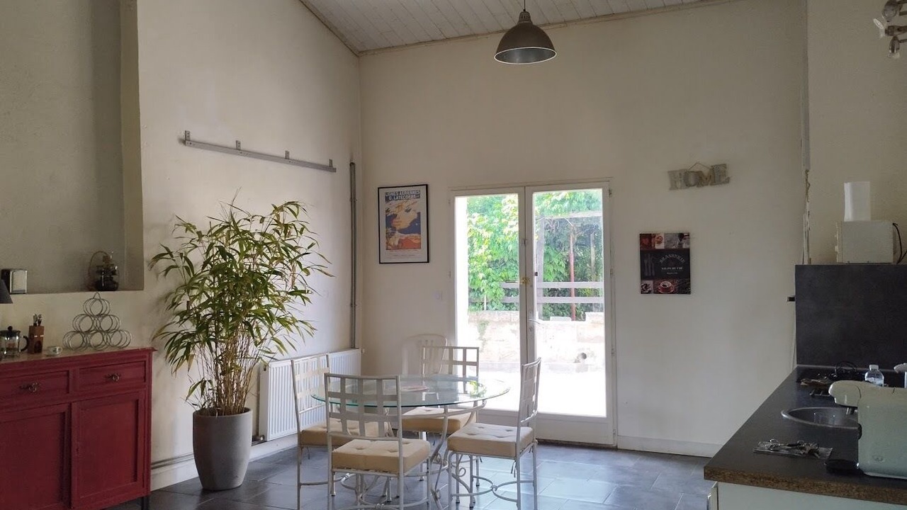 Photo of Others in Lamothe-Montravel