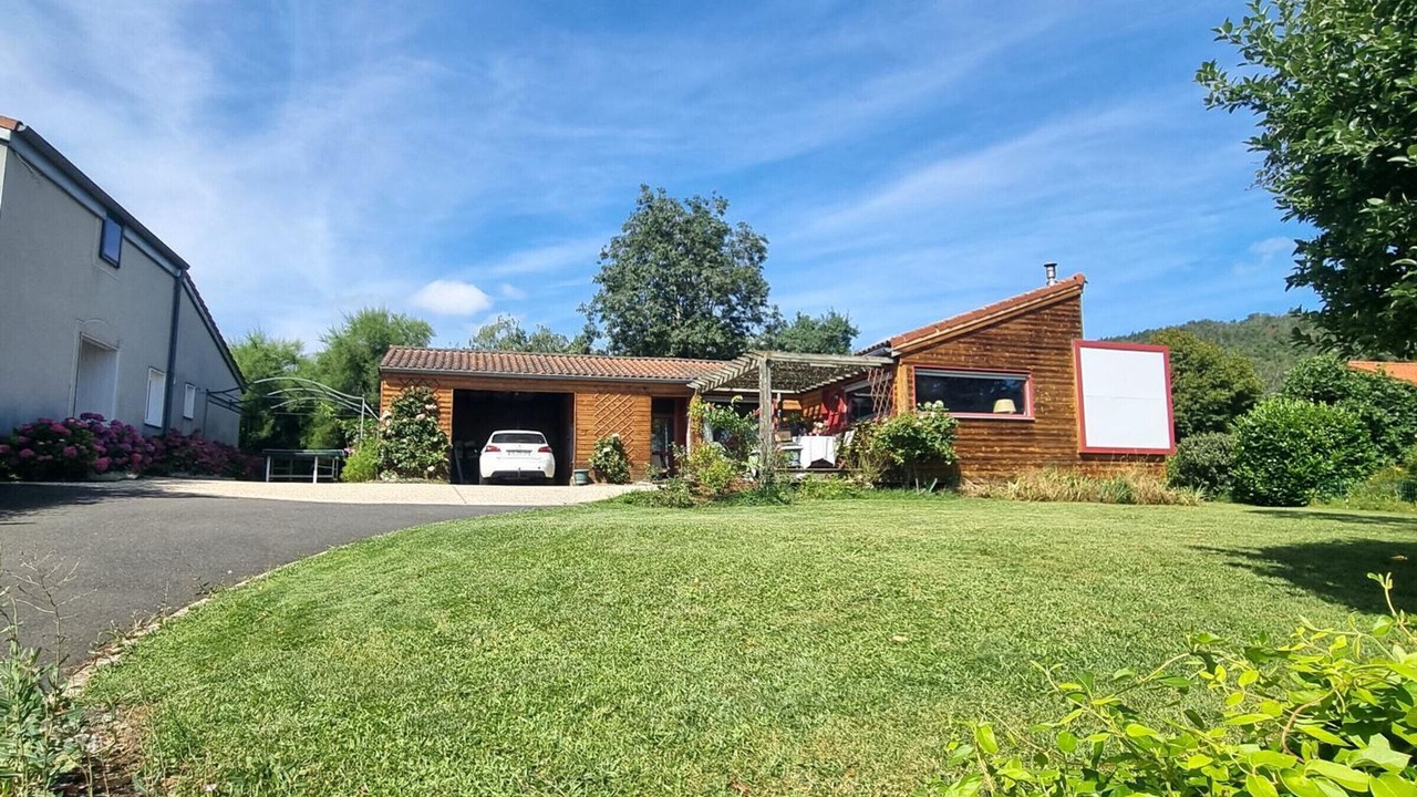 Photo of Outdoor in Montbrison