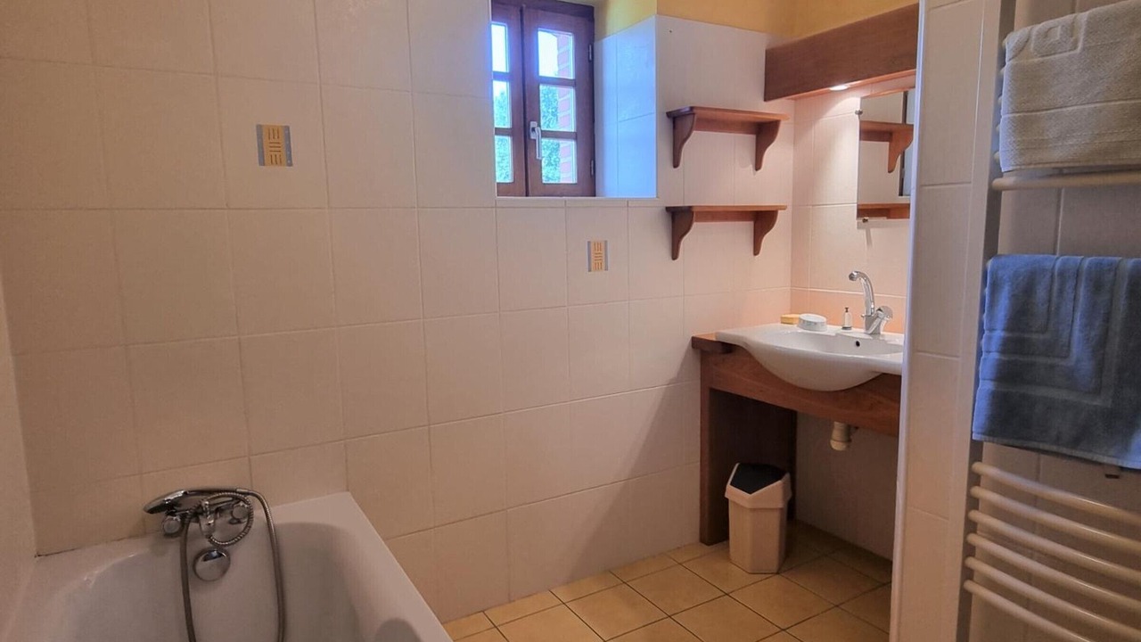 Photo of Bathroom in Saint-Sixte