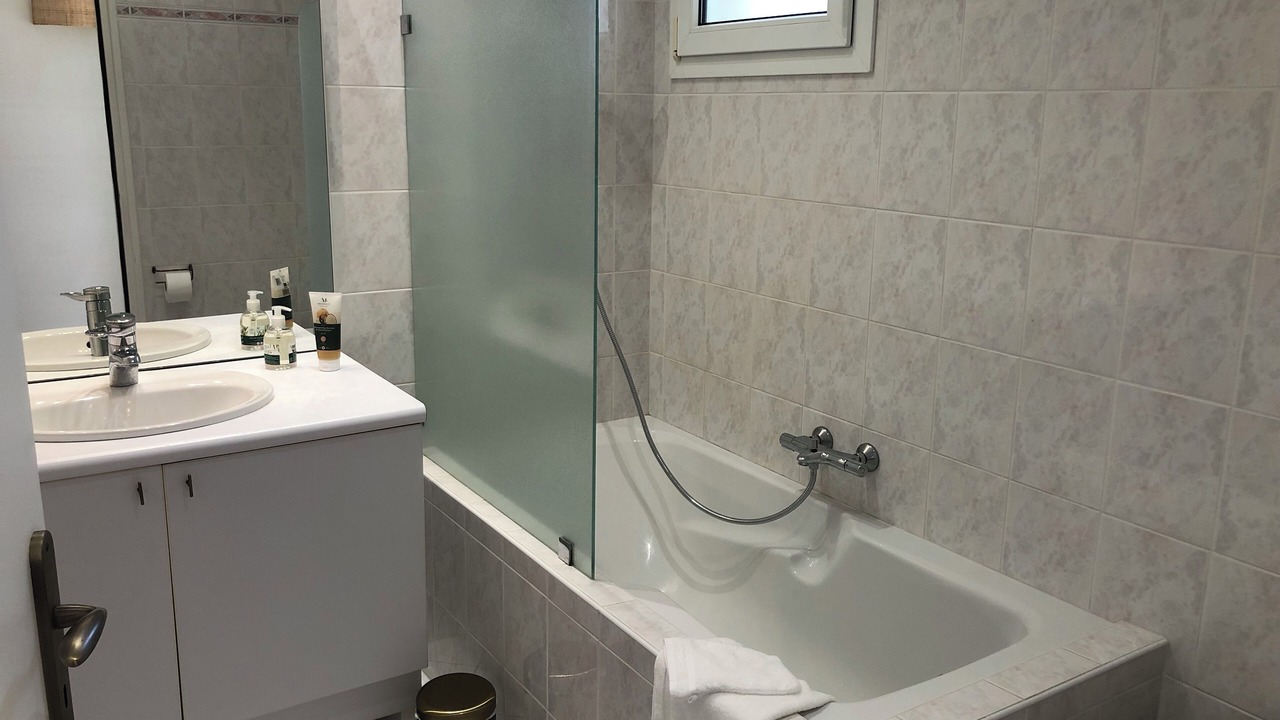 Photo of Bathroom in Laplume