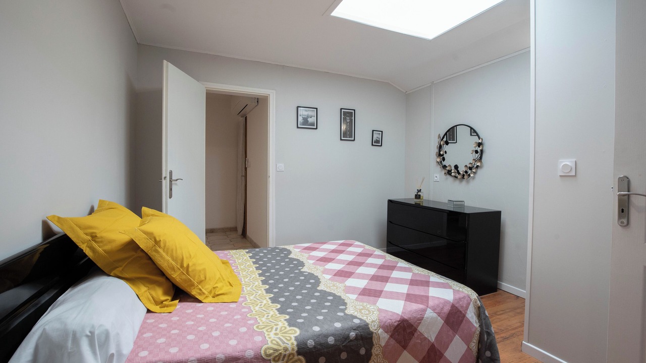 Photo of Bedroom in Saux-et-Pomarede
