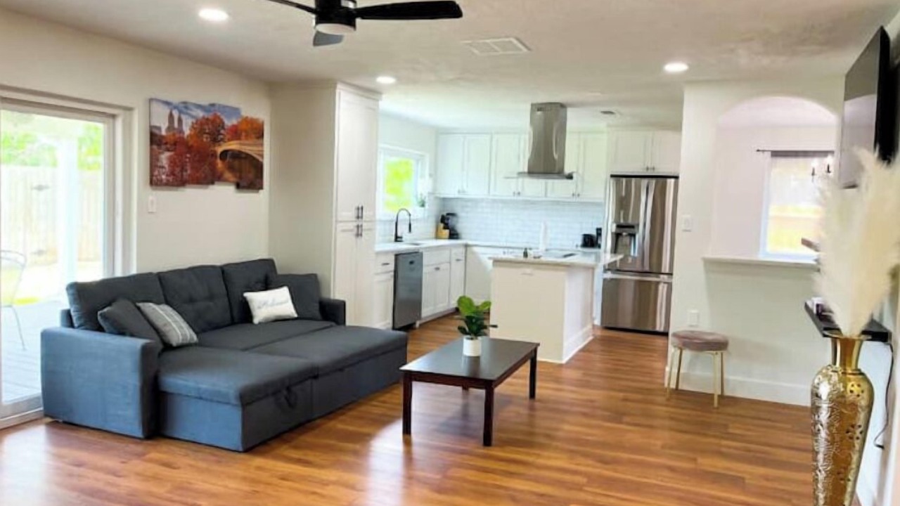 Photo of Livingroom in Houston