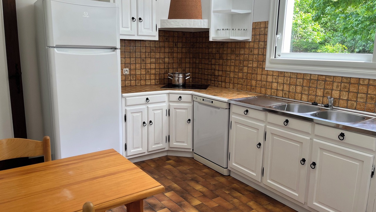 Photo of Kitchen in Gastes