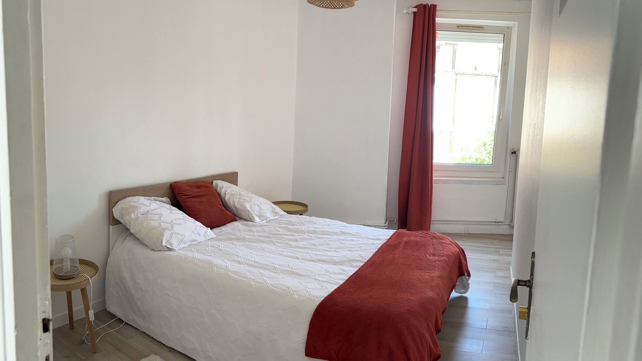 Photo of Bedroom in Bar-le-Duc