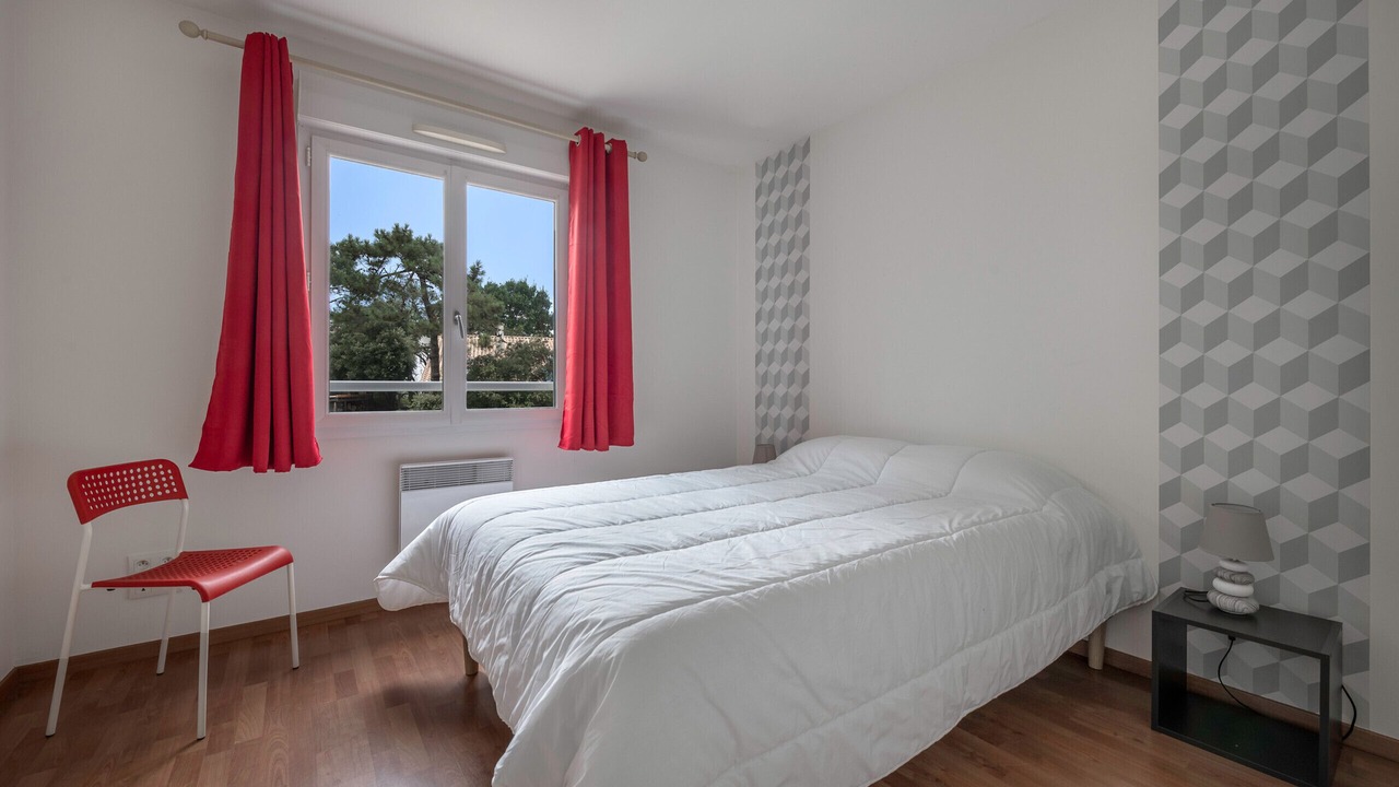 Photo of Bedroom in Saint-Michel-Chef-Chef