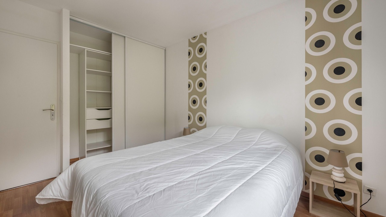Photo of Bedroom in Saint-Michel-Chef-Chef