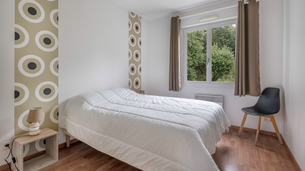 Photo of Bedroom in Saint-Michel-Chef-Chef