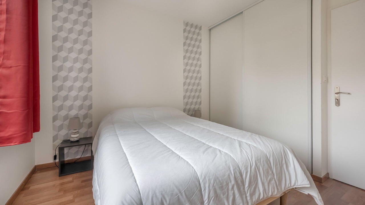Photo of Bedroom in Saint-Michel-Chef-Chef