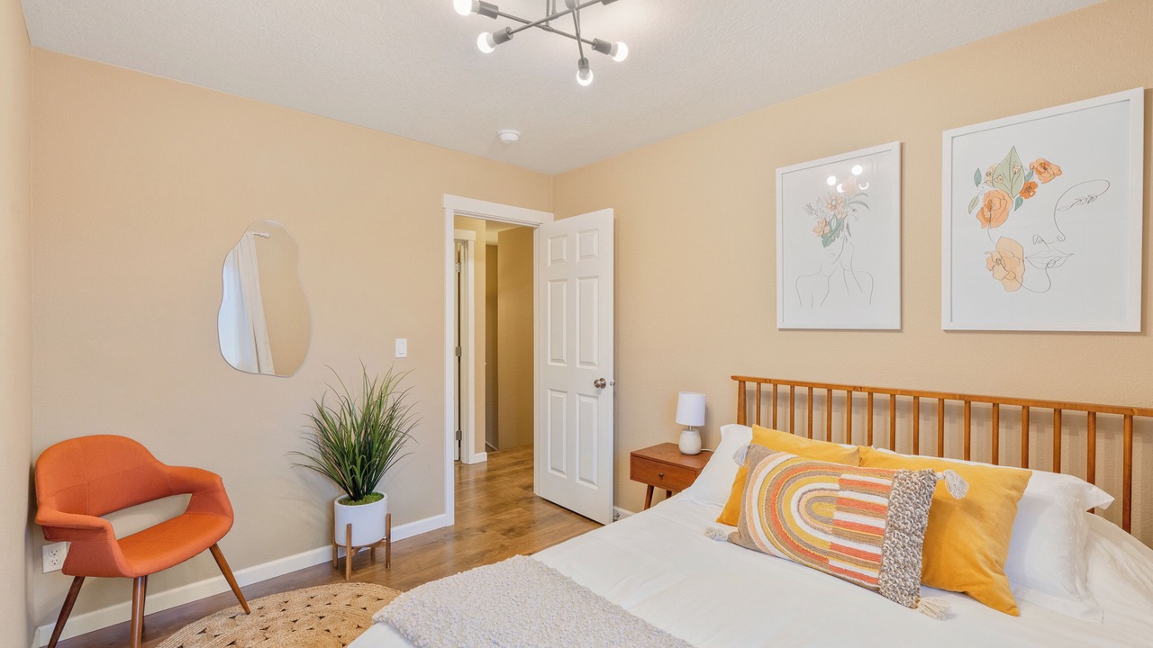 Photo of Bedroom in Mount Tabor