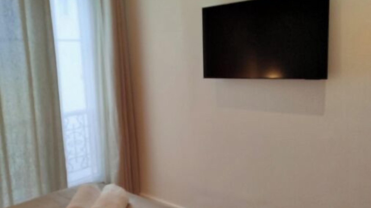 Photo of Bedroom in Val-de-Grace