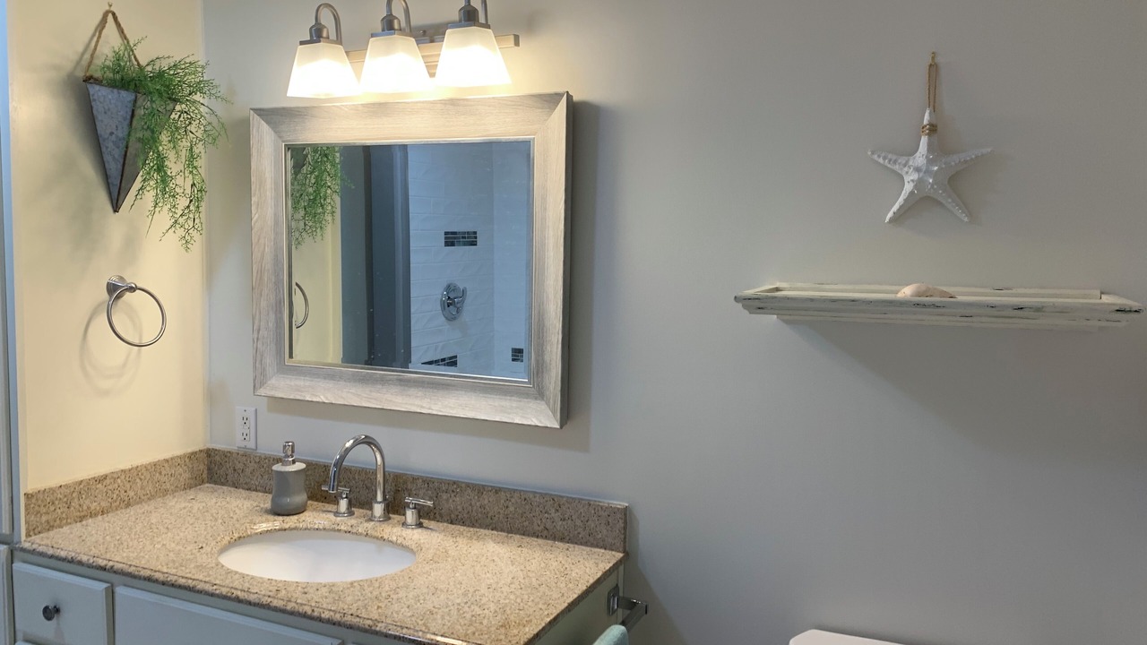 Photo of Bathroom in Augustine Cove