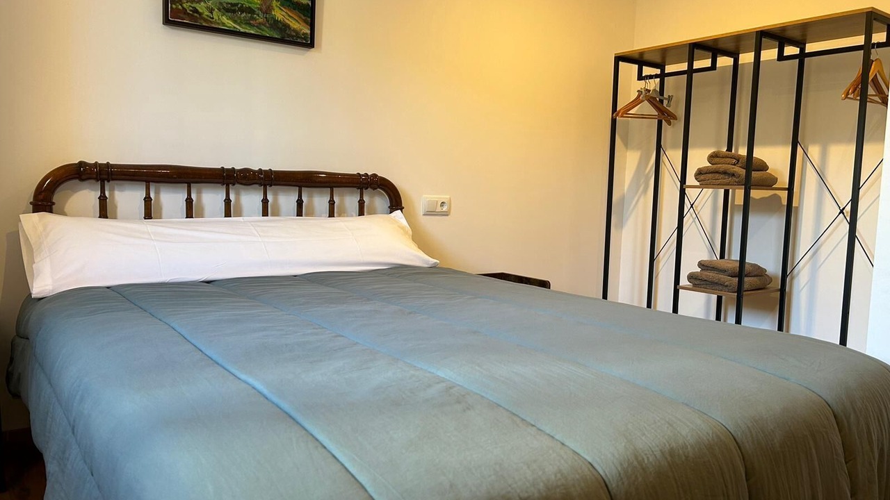 Photo of Bedroom in Sort