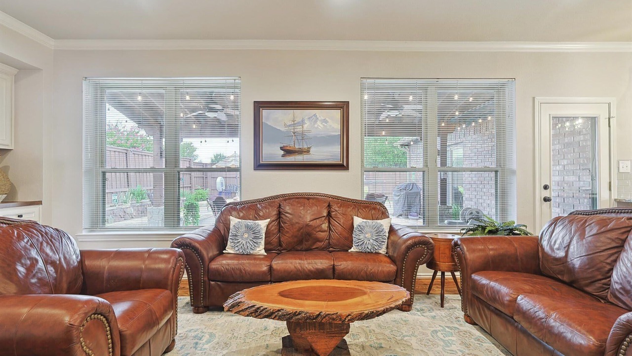 Photo of Livingroom in Lewisville