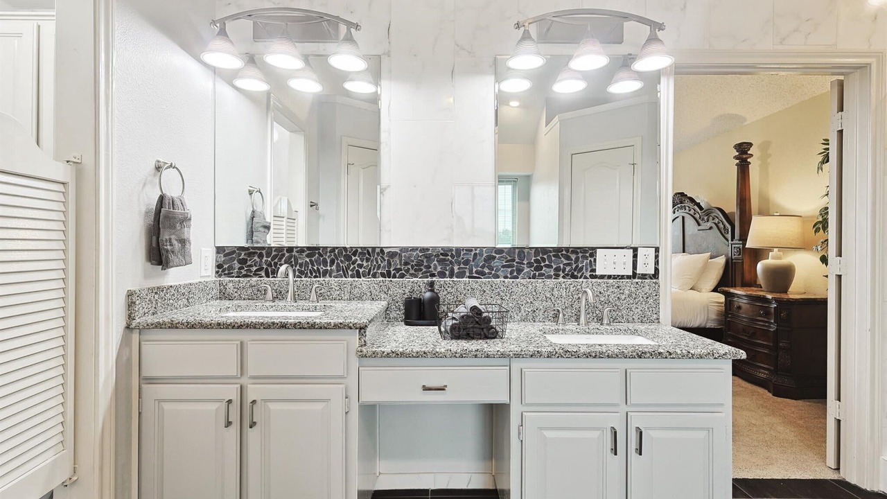 Photo of Bathroom in Lewisville
