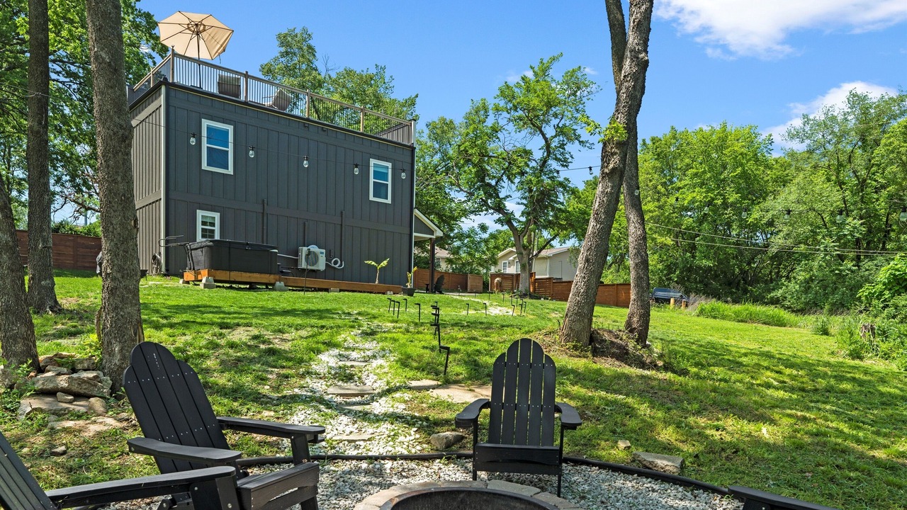 Photo of Outdoor in Shawnee Heights