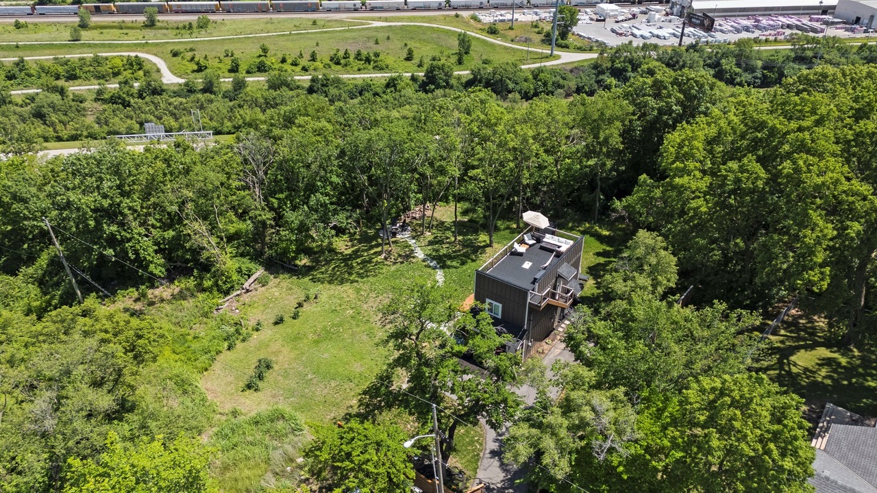 Photo of Outdoor in Shawnee Heights