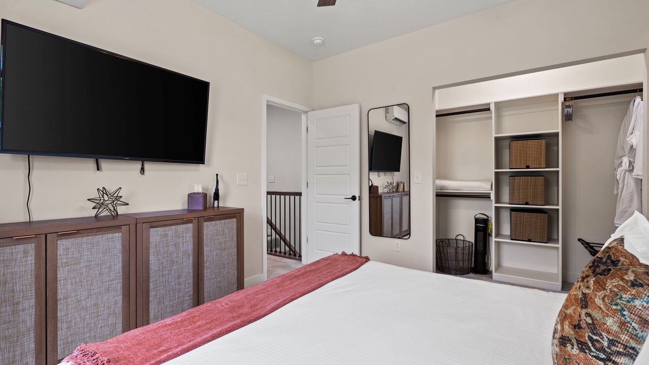Photo of Bedroom in Shawnee Heights