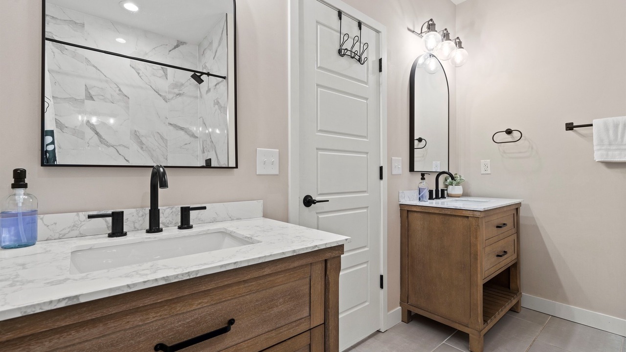 Photo of Bathroom in Shawnee Heights