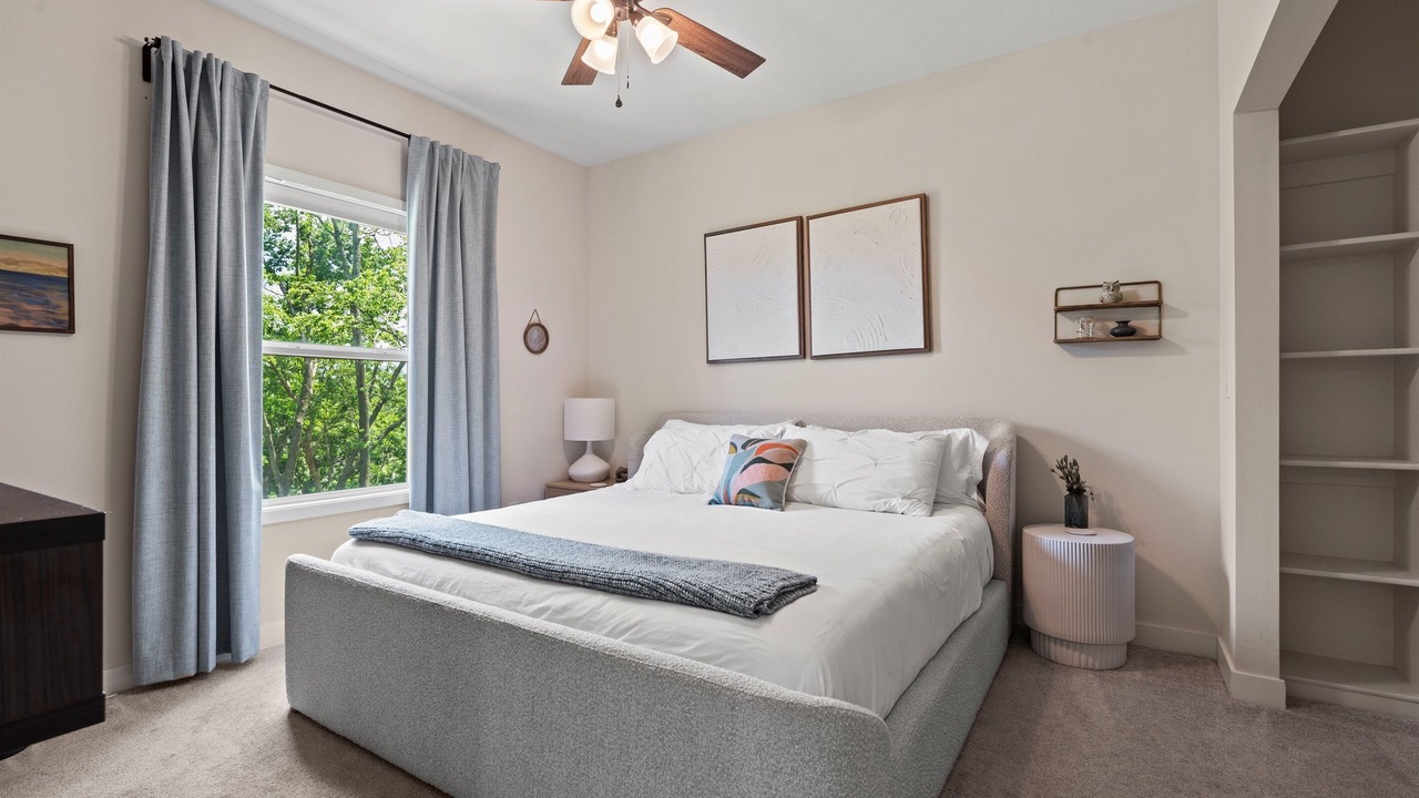 Photo of Bedroom in Shawnee Heights