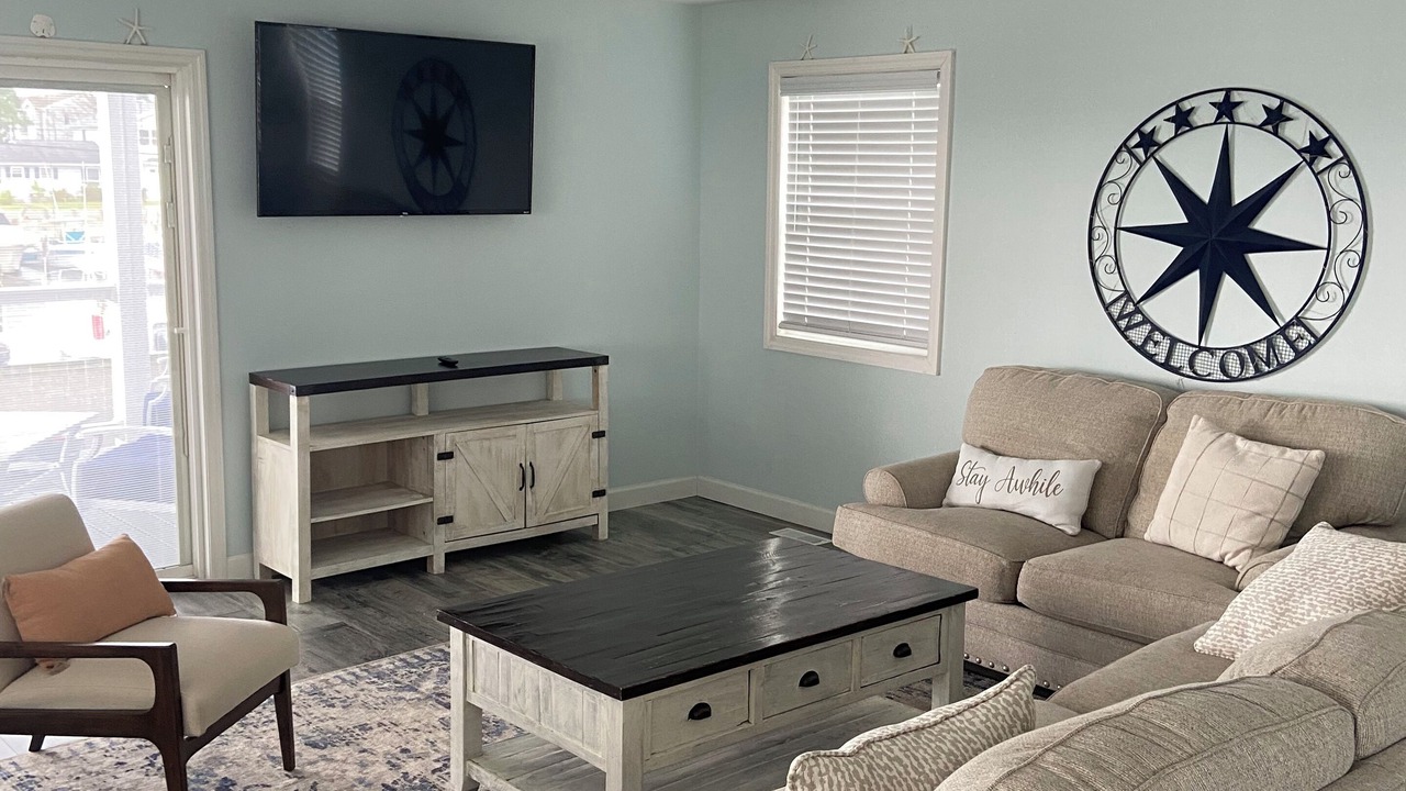 Photo of Livingroom in Waretown