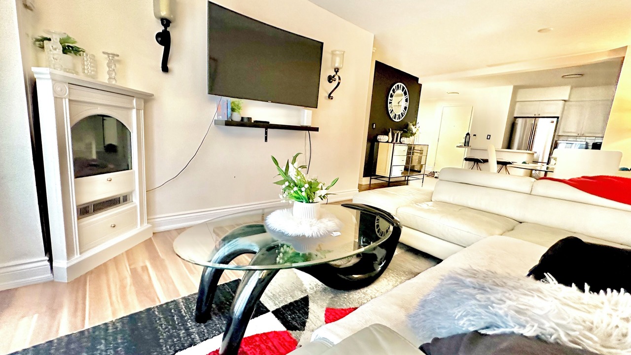 Photo of Livingroom in Downtown Mississauga