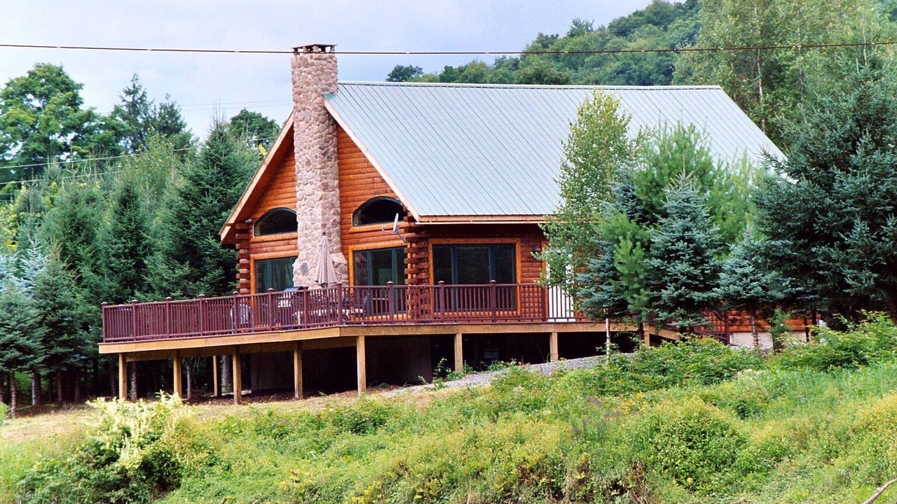 Photo of Outdoor in Hancock