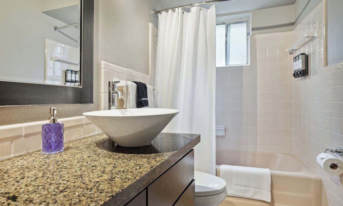 Photo of Bathroom in Uptown