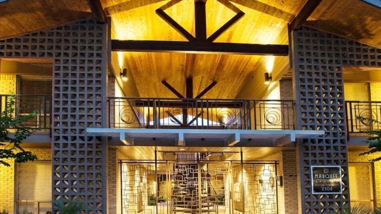 Photo of Outdoor in Uptown