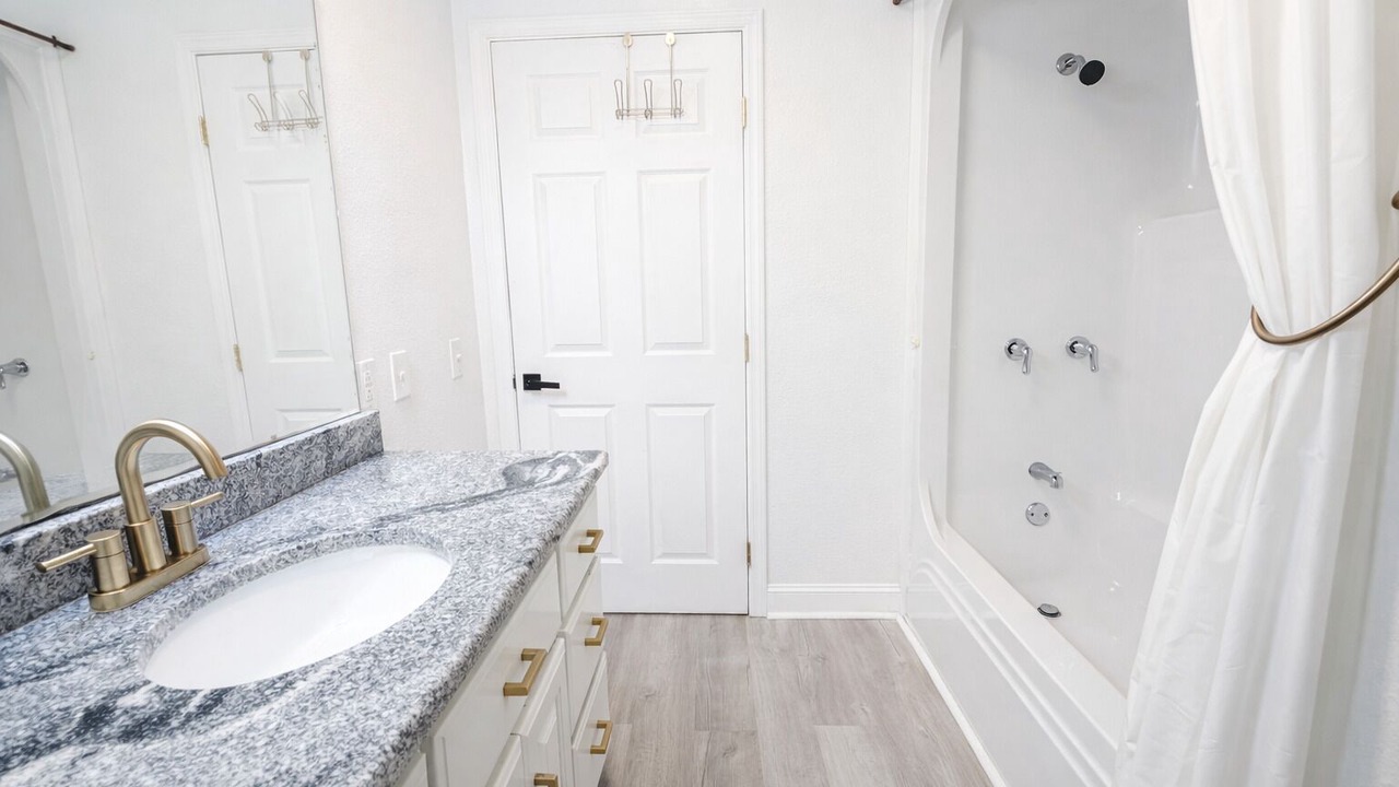 Photo of Bathroom in Monteagle
