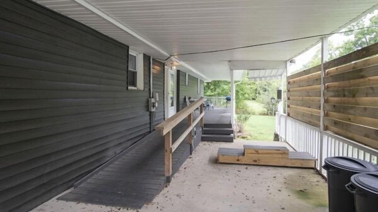 Photo of Patio Balcony in Monteagle